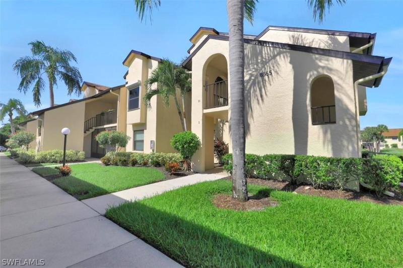 Homes for sale in the Club At Crystal Lake Condomini subdivision Fort