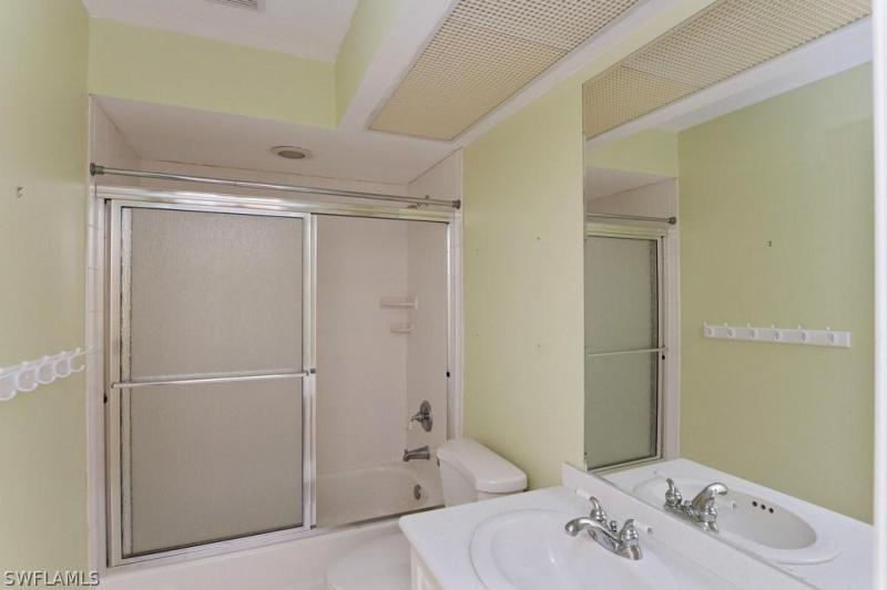 2022 Laguna WAY Naples, FL 34109 photo 24