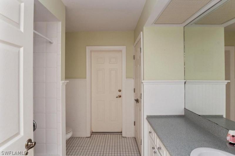2022 Laguna WAY Naples, FL 34109 photo 25