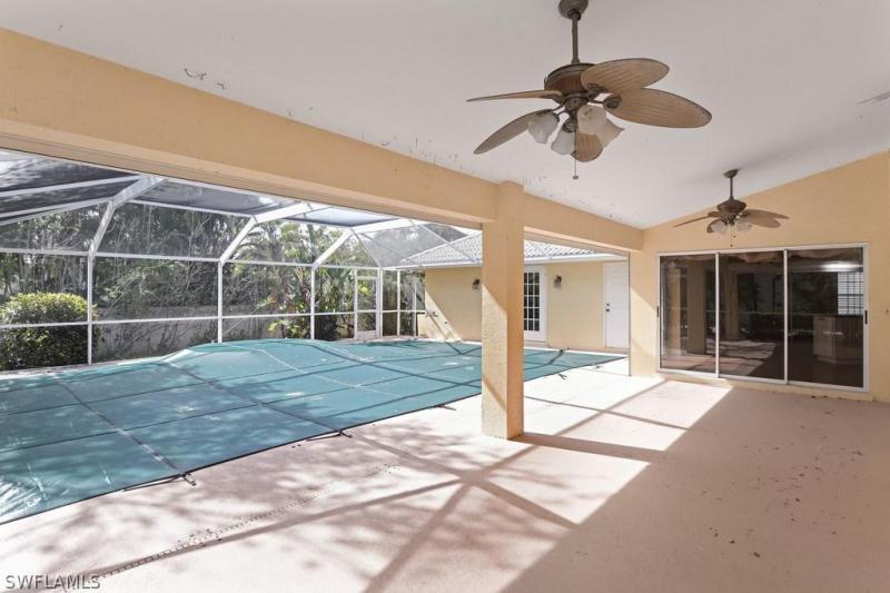 2022 Laguna WAY Naples, FL 34109 photo 4