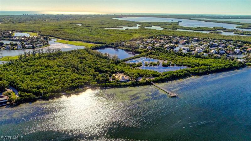 1349 Bay, Sanibel, FL
