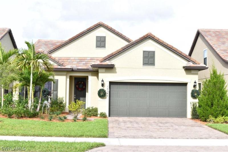 16341 Camden Lakes CIR Naples, FL 34110 photo 2
