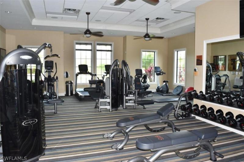 16341 Camden Lakes CIR Naples, FL 34110 photo 23