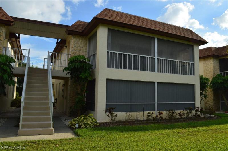 1155 Sandpiper St Naples