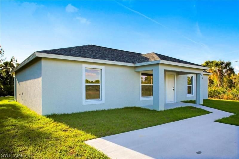 1287 S Saturn, Labelle, FL